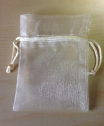Organza bag 12 x 9 cm white